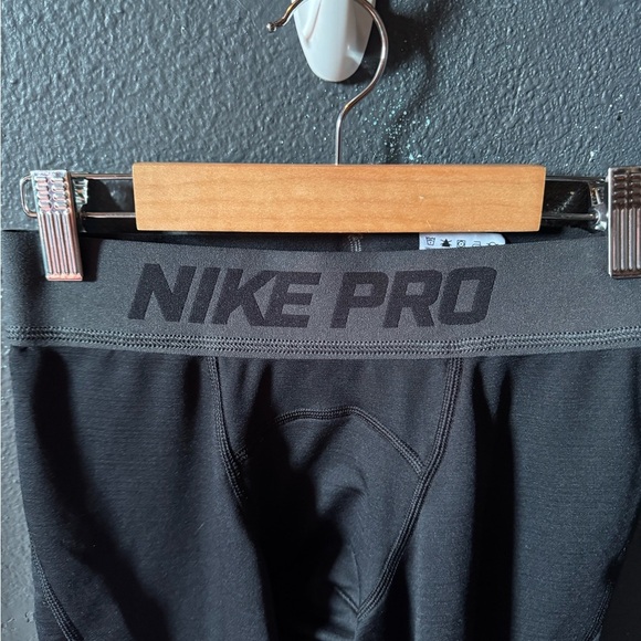 Men’s Nike Pro Black Compression Athletic Running Leggings - Picture 2 of 4